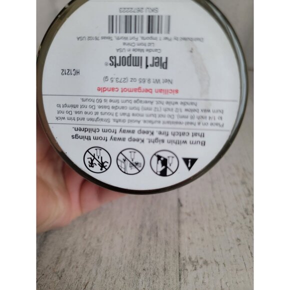 Pier 1 Imports Sicilian Bergamot Highly fragranced candle - Picture 4 of 6